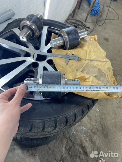 Резино-металический шарнир