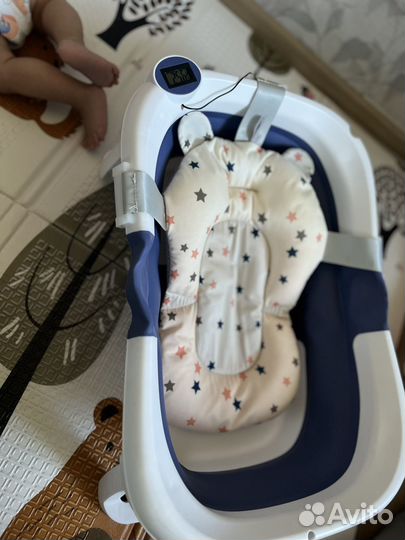 Ванночка для купания новорожденного складная