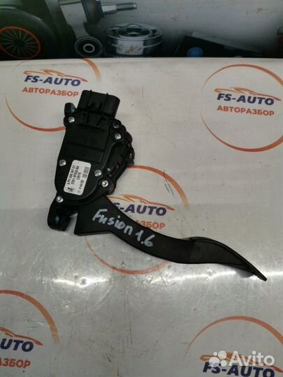 Педаль газа Ford Fusion 1.6 fyja 2009