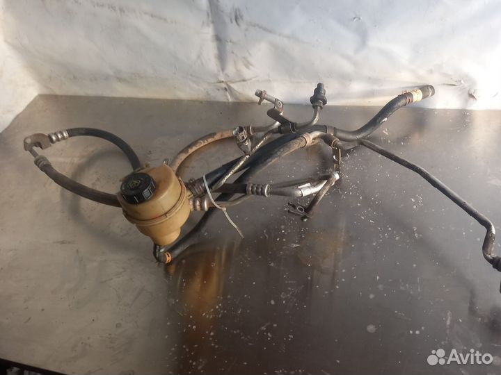 Трубки гур renault sandero 2