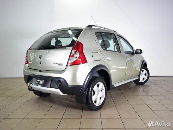 Renault Sandero Stepway 1.6 МТ, 2014, 123 000 км
