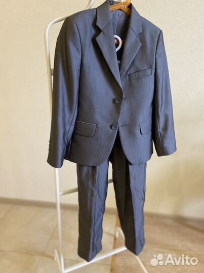 Школьный костюм