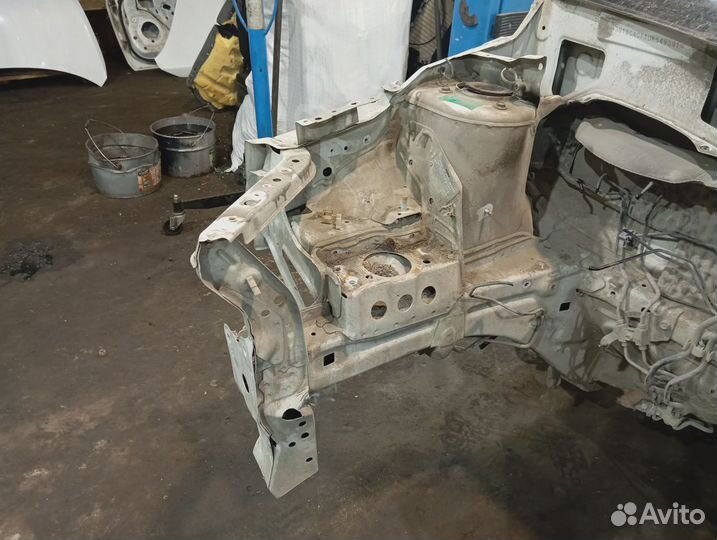 Лонжерон передний правый Nissan Tiida (C11)