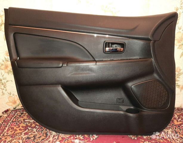 Обшивки двери Mitsubishi ASX