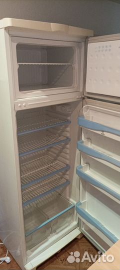 Холодильник, морозильная камера