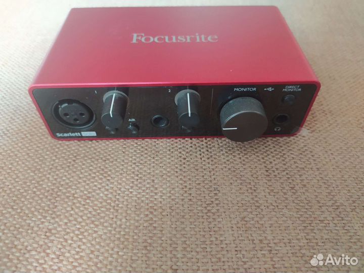Focusrite scarlett solo 3rd gen звуковая карта