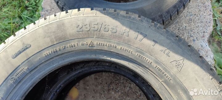 Continental ContiIceContact 4x4 235/65 R17