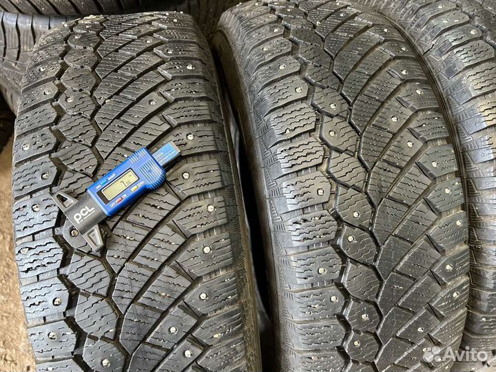 Continental ContiIceContact 4x4 215/65 R16