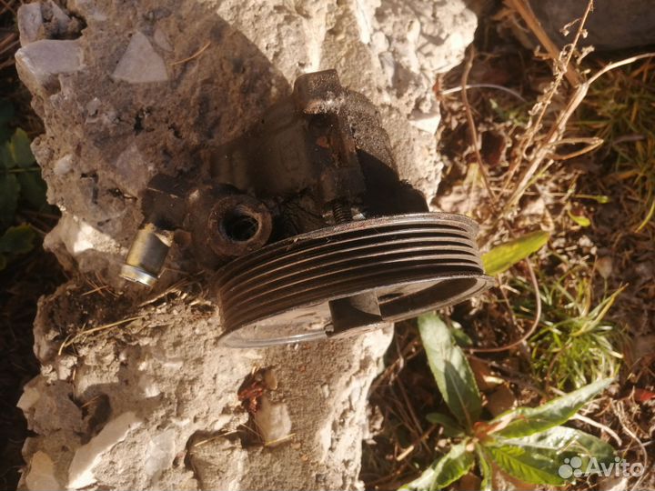 Насос гура Ford mondeo 2