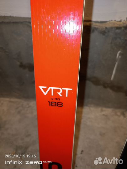 Горные лыжи спортцех Stockli