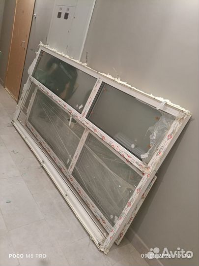Балконная дверь с окном бу снята с новостройки