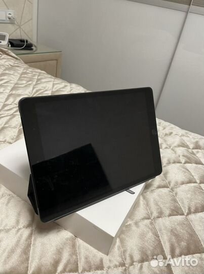 iPad 10.2 wifi + Cellular 8-поколение