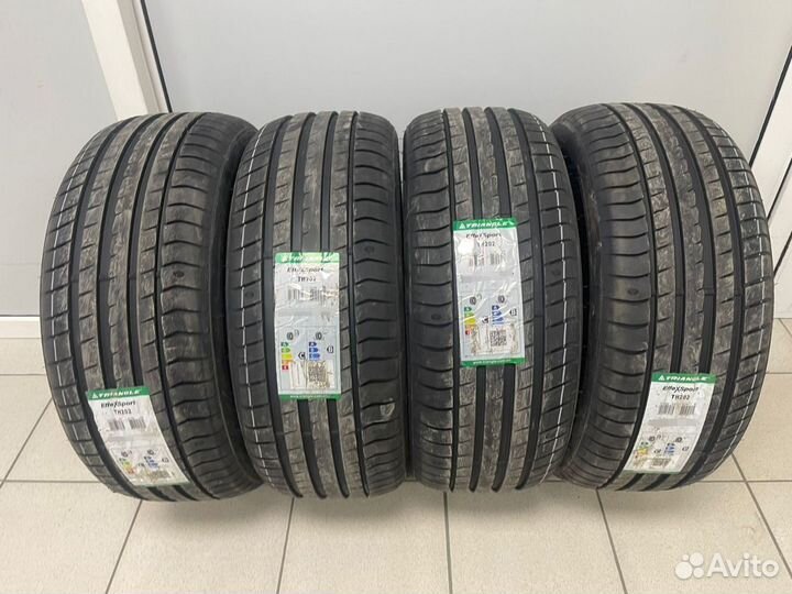Triangle EffeXSport TH202 255/45 R20 105Y