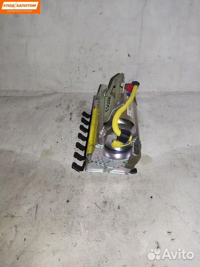 Подушка безопасности переднего пассажира