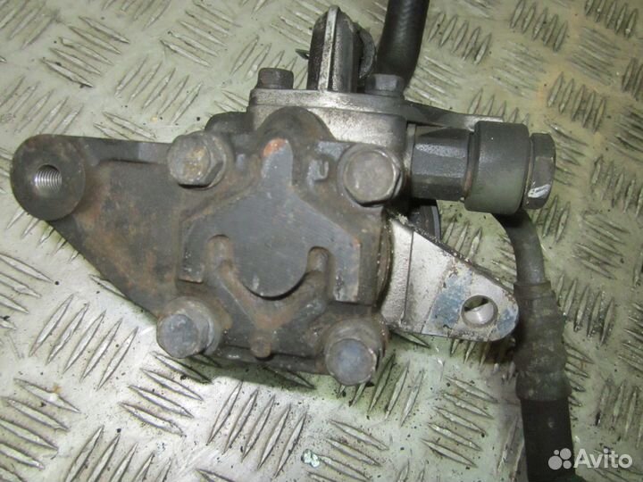 Насос гур для Киа Спортаж сиид серато 2 2.0 G4GC