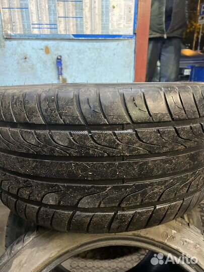 Tracmax XSport F110 275/40 R20 и 315/35 R20 110W