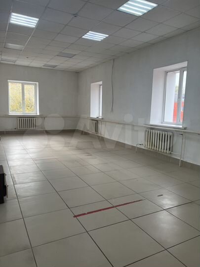 Торговая площадь, 55 м²