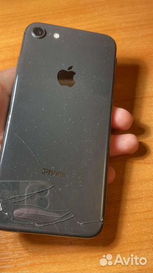 Телефон iPhone 8 64 gb