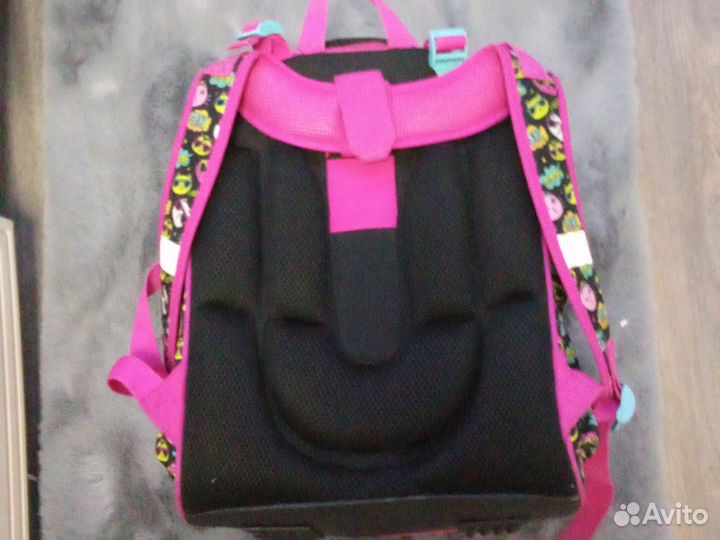 Школьный рюкзак