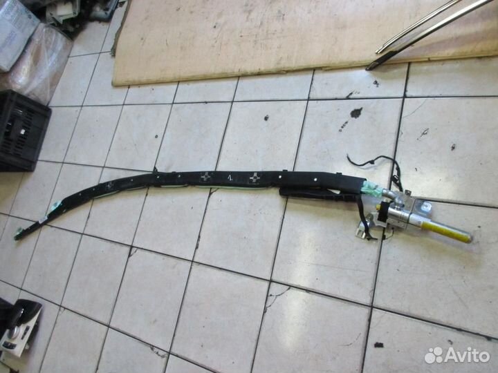 Шторка безопасности правая W216 CL65 AMG CL-clas