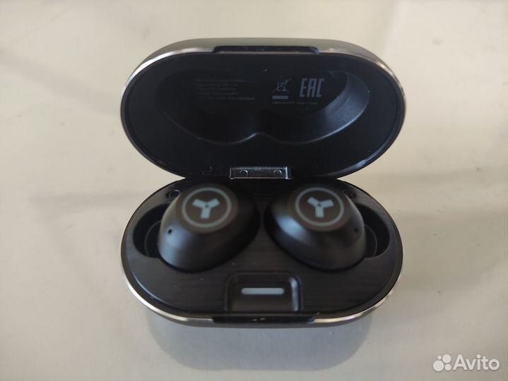 Беспроводные наушники accesstyle Gradus TWS