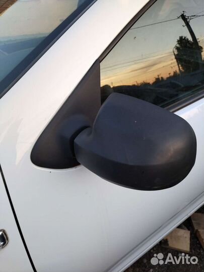 Боковое зеркало левое мех Renault Logan 2 Sandero