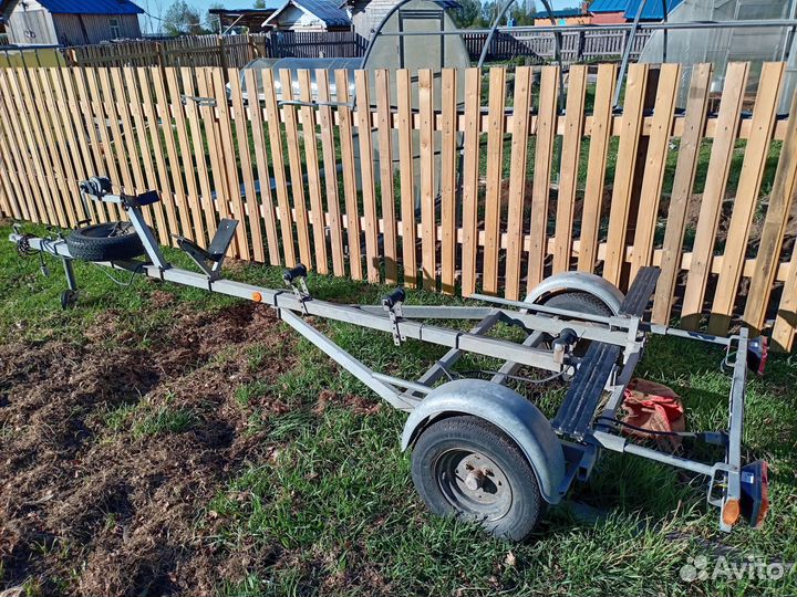 Прицеп легковой