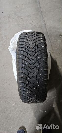 Nordman 8 235/60 R18 107T