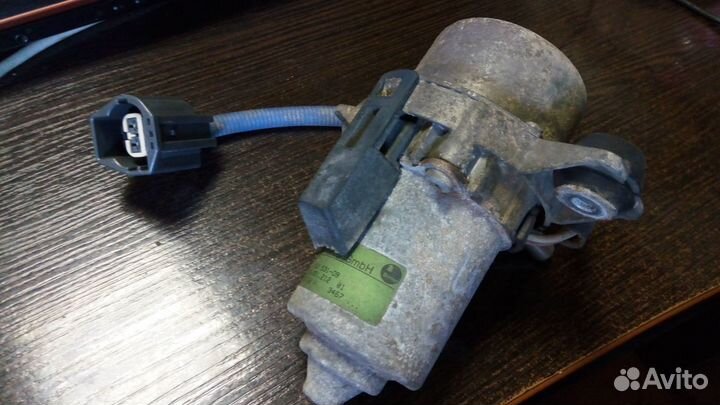 Вакуумный насос Субару Трибека 2008г.в 3.6