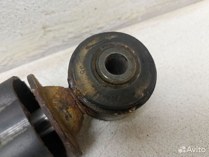 Амортизатор передний