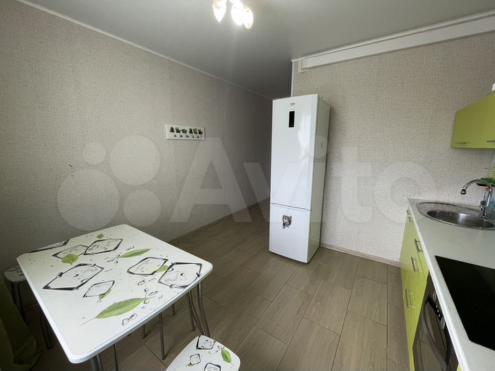 2-к. квартира, 61 м², 13/16 эт.