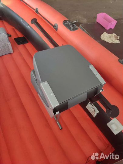 Мягкое кресло в лодку или катер