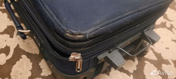 Чемодан на колесах