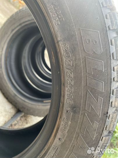 Bridgestone Blizzak Revo GZ 205/55 R16 91S