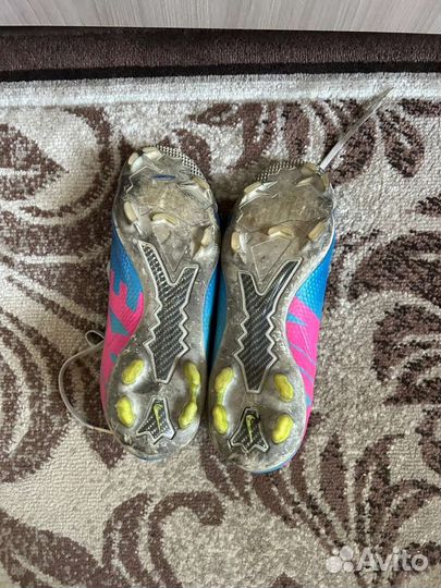 Бутсы-шиповки Nike