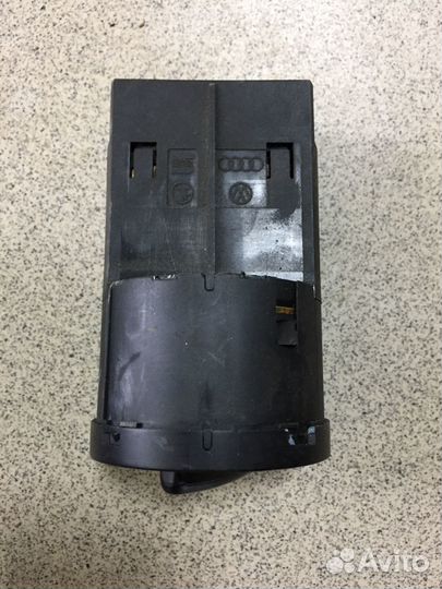 Блок управления светом Volkswagen Passat B5