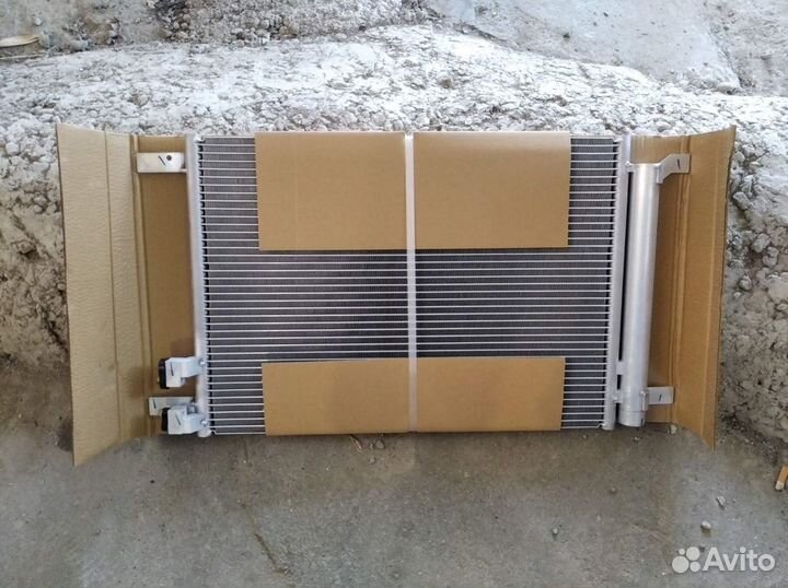 Радиатор кондиционера на Skoda, VW