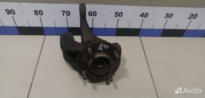 Кулак поворотный передний левый Fusion 2002-2012