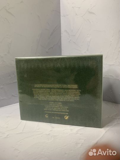 Marc Jacobs Decadence