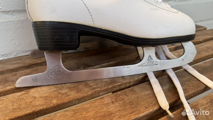 Коньки фигурные женские 37