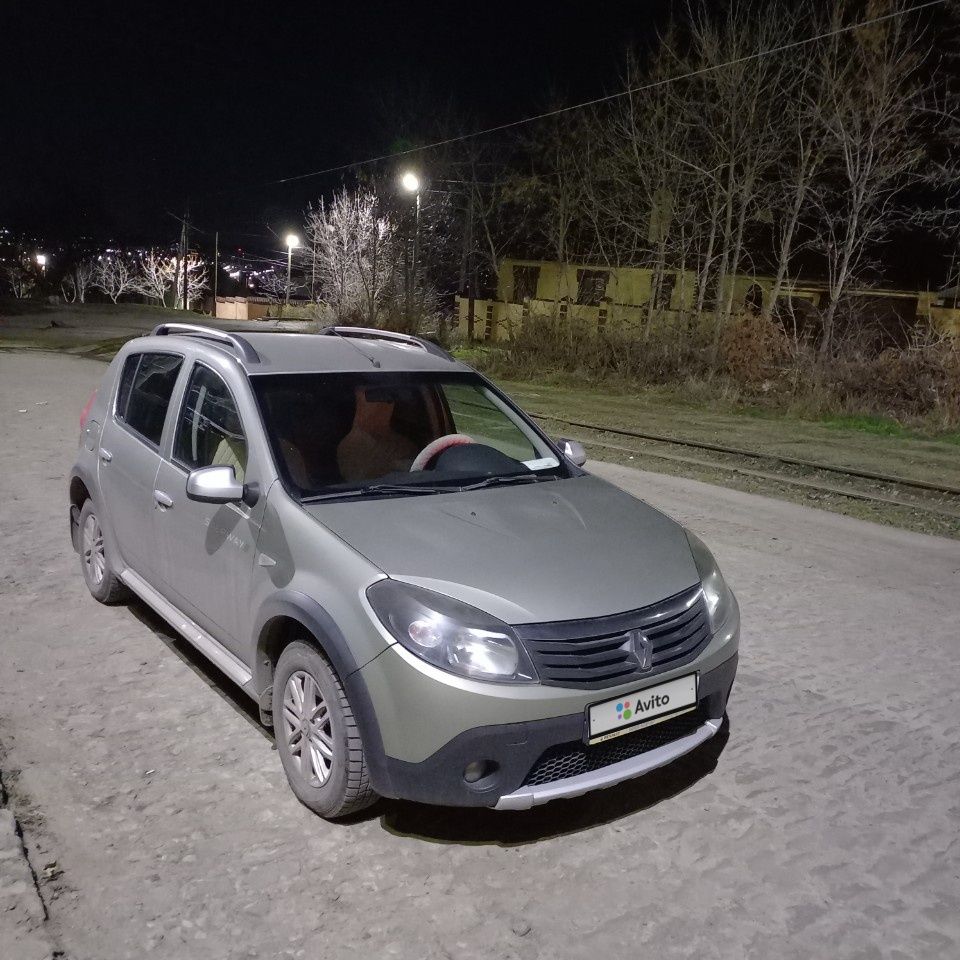 Renault Sandero Stepway: фото владельца