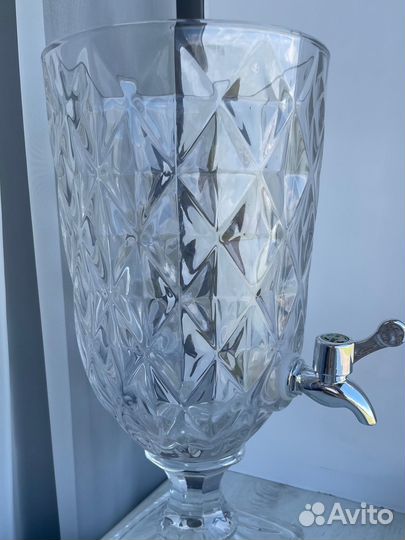 Лимонадница с краном