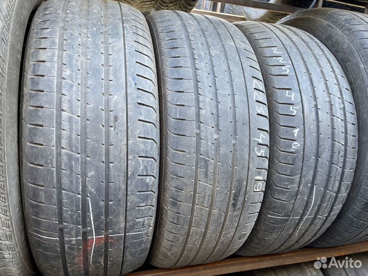 Pirelli P Zero 235/45 R19 92W