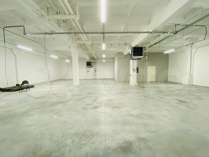 Склад, 2340 м²
