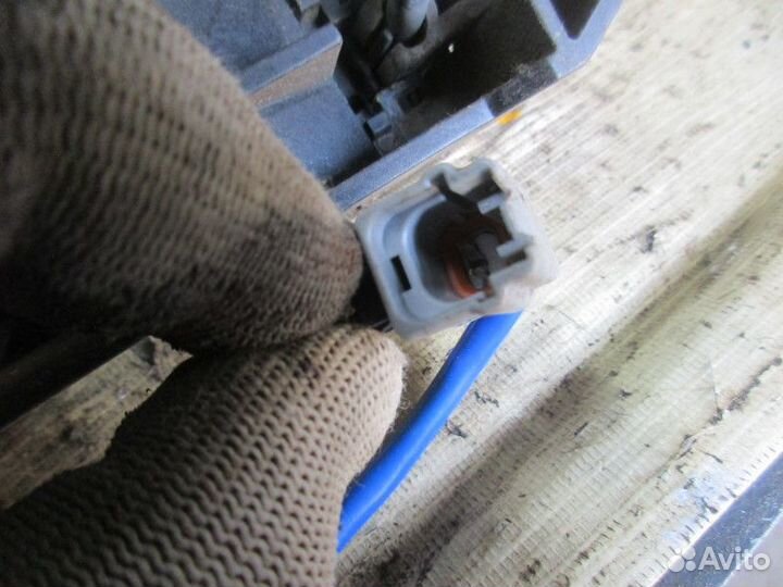 Ручка наружная двери передней правой Nissan Tiida