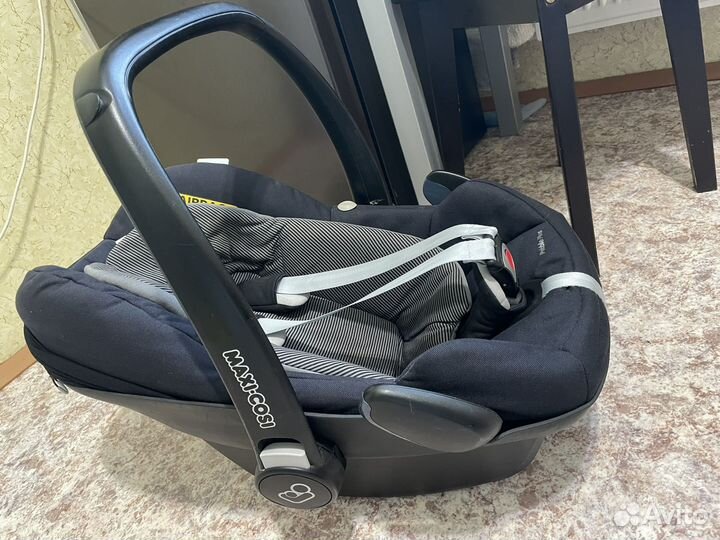 Автолюлька maxi cosi pebble plus