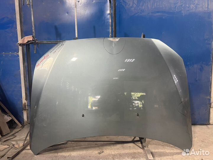 Капот на mitsubishi lancer 10