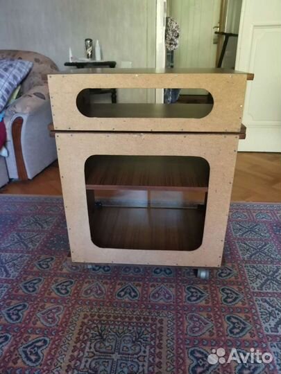 Тумба под телевизор