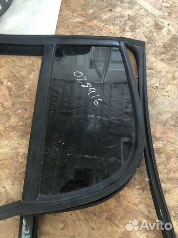 Форточка Skoda Fabia MK2 левая