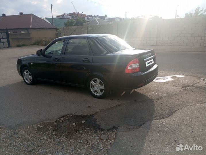 LADA Priora 1.6 МТ, 2011, 200 000 км